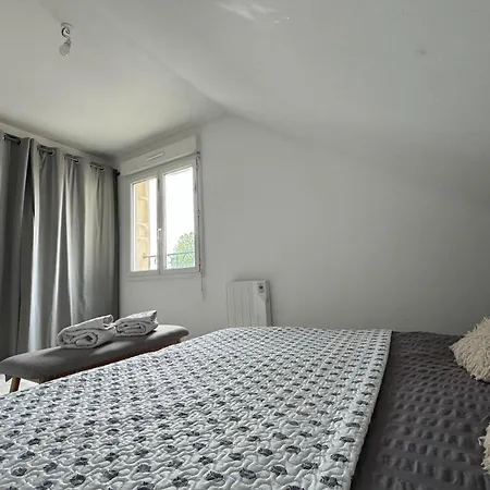 Apartamento Spacious Duplex In The Heart Of Caen